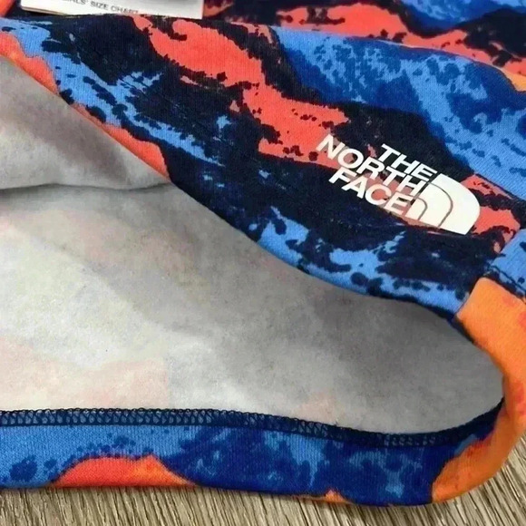 The North Face Girl’s Fleece Shorts, Large (Size 12) - Picture 5 of 8